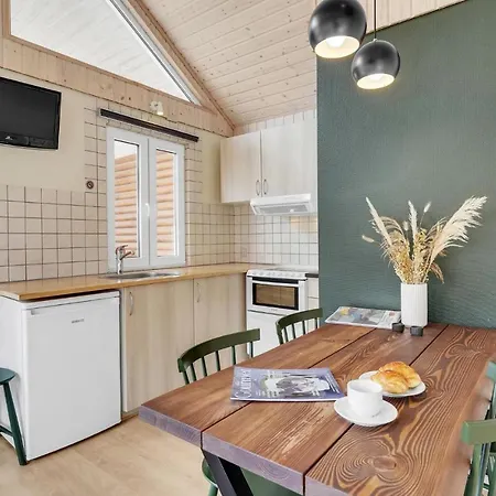 Pet Friendly In With Wifi Holiday home