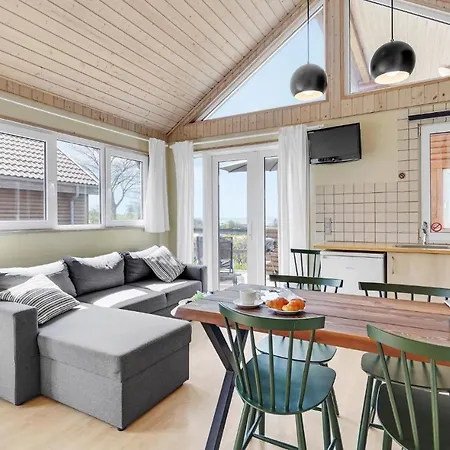 Pet Friendly In With Wifi Tranekær